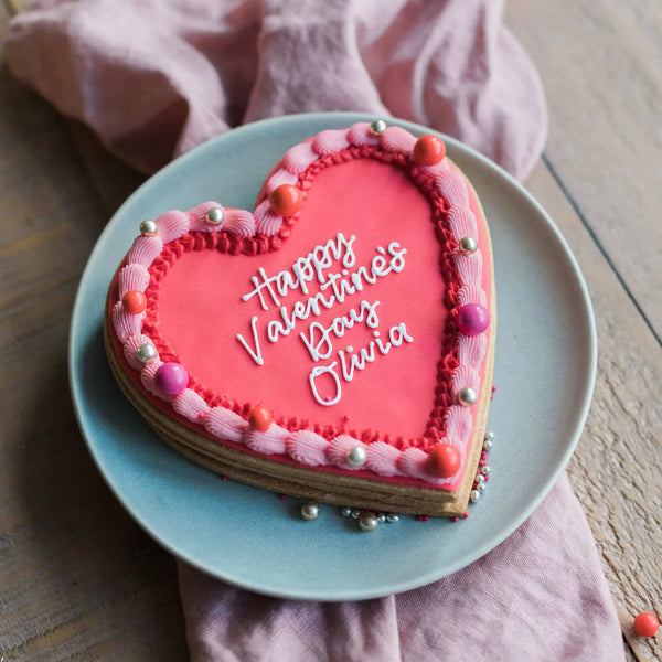 Personalised Heart Piñata Biscuit