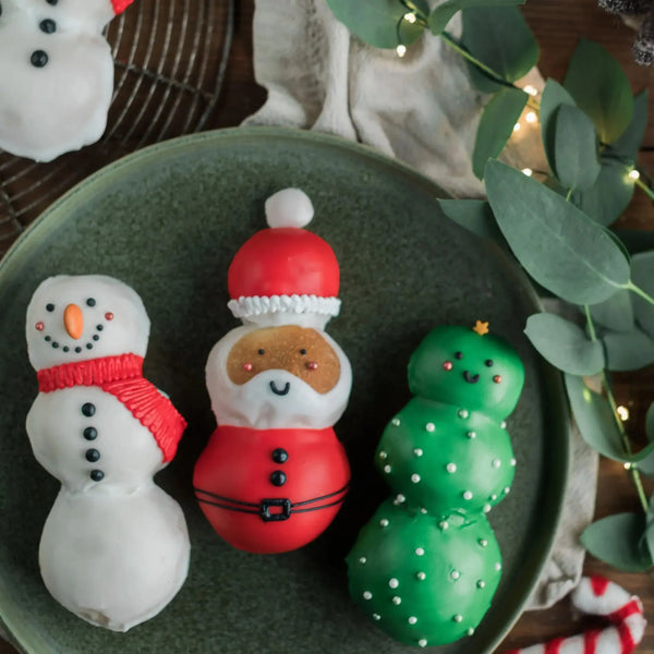 Christmas Iced Bun Baking Kit
