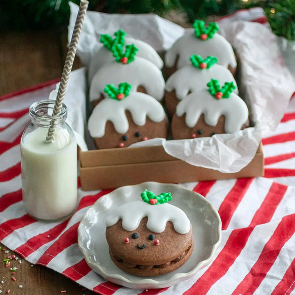 Cute Christmas Pudding Cookie Kit