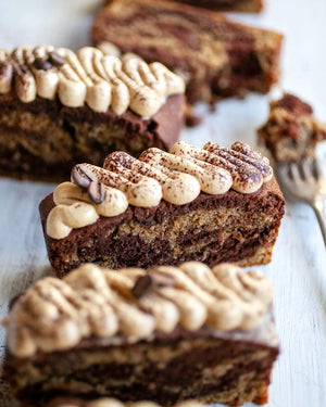 Honeywell Bakes Bakers Club Subscription, Chocolate marble cake with piped icing