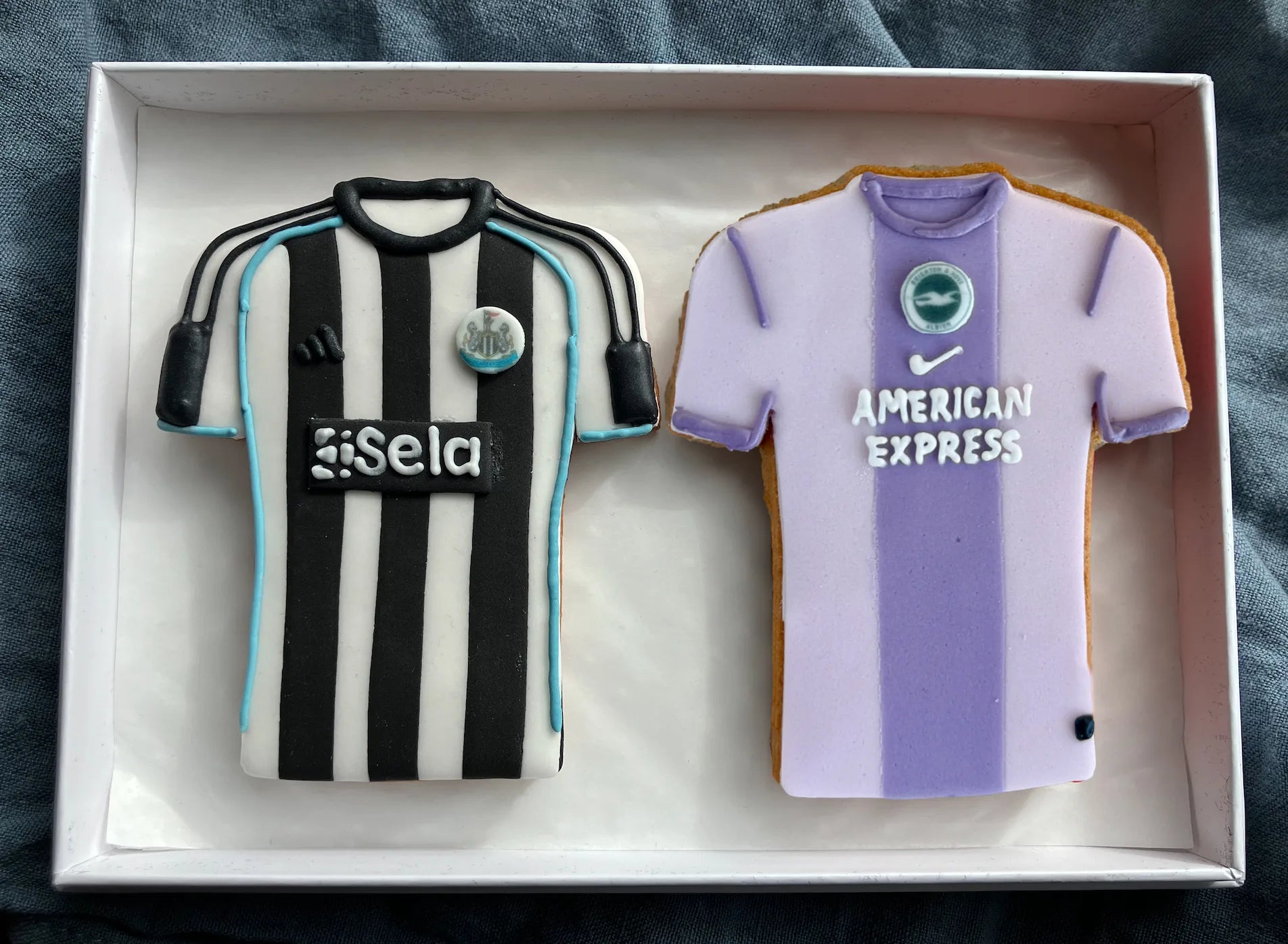 Honeywell Bakes two football shirt shaped biscuits in a white gift box for sports club gifting