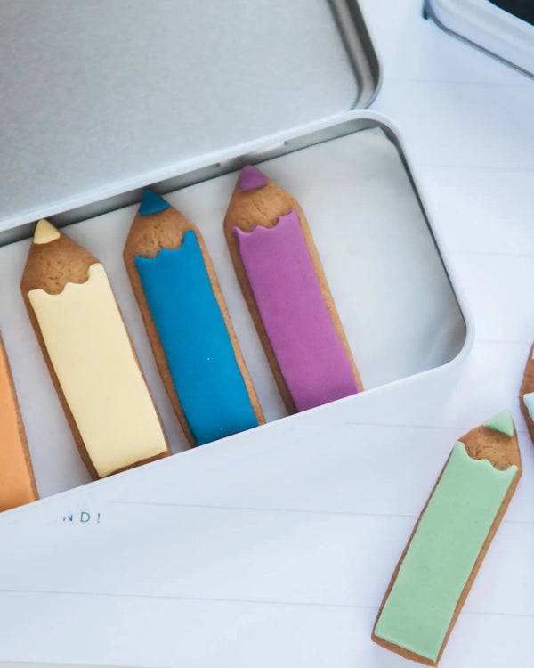 Honeywell Bakes Personalised Biscuit Pencils in Pencil Tin - Colourful pencil-shaped cookies in a box
