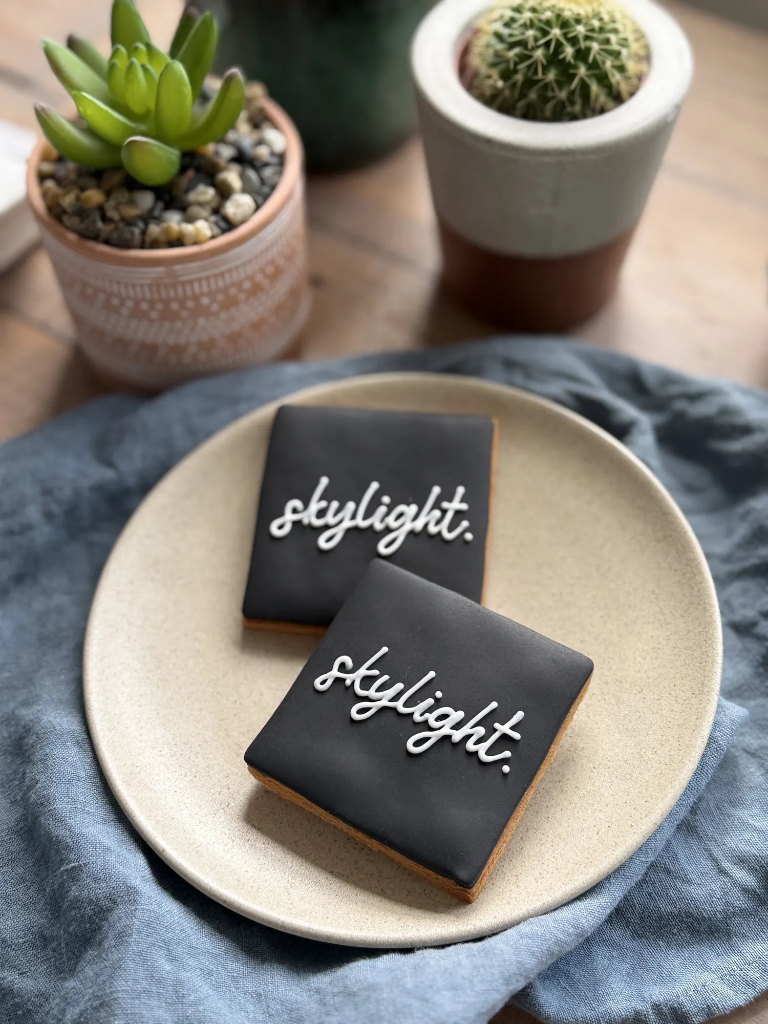 Honeywell Bakes hand iced logo biscuits, branded biscuits for Marketing Agencies 