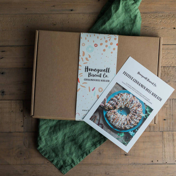 Cinnamon Roll Wreath Baking Kit - Honeywell Bakes