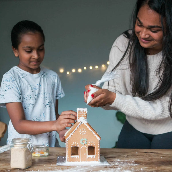 Gingerbread House Kit - Honeywell Bakes