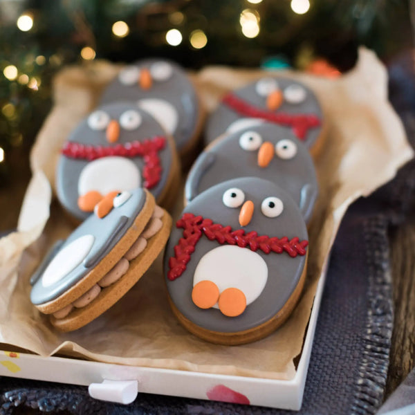 Penguin Sandwich Biscuit Baking Kit - Honeywell Bakes